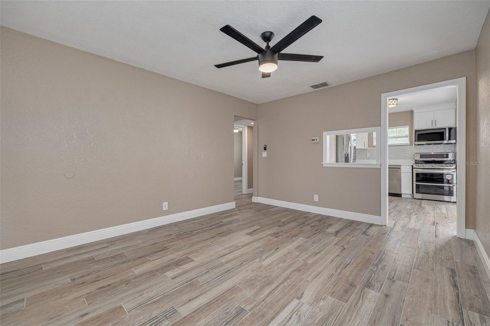 3111 BAY LN, CLEARWATER, FL, 33759