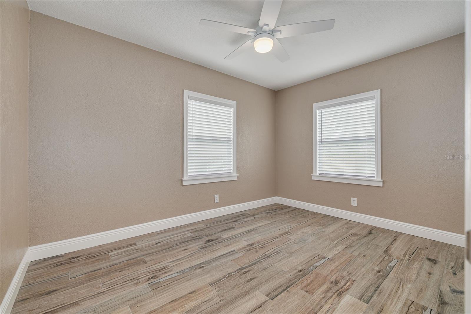 3111 BAY LN, CLEARWATER, FL, 33759