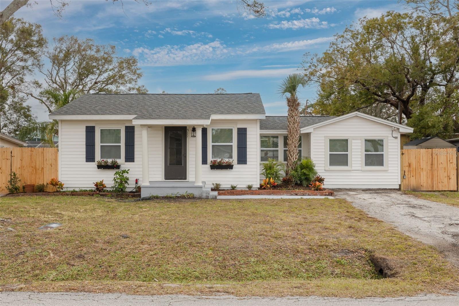 3111 BAY LN, CLEARWATER, FL, 33759