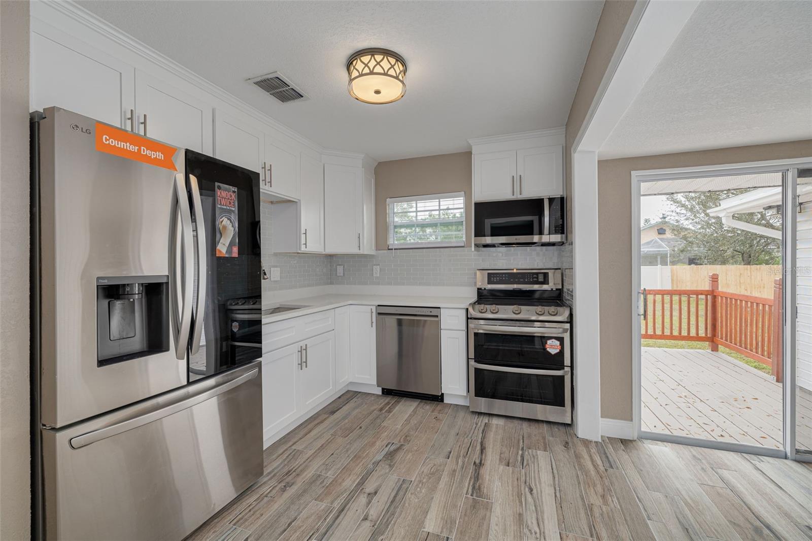 3111 BAY LN, CLEARWATER, FL, 33759