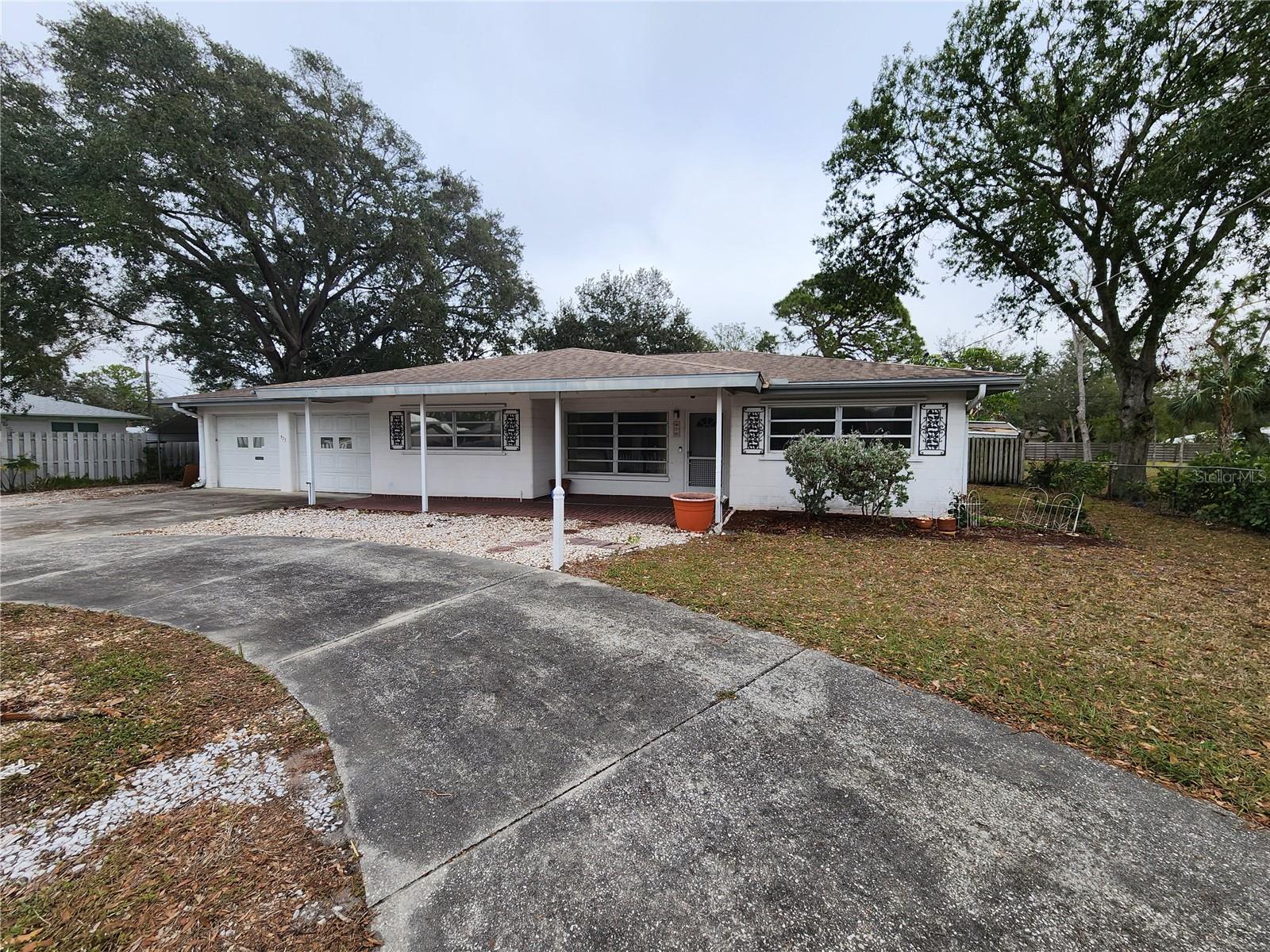 975 S TUTTLE AVE, SARASOTA, FL, 34237