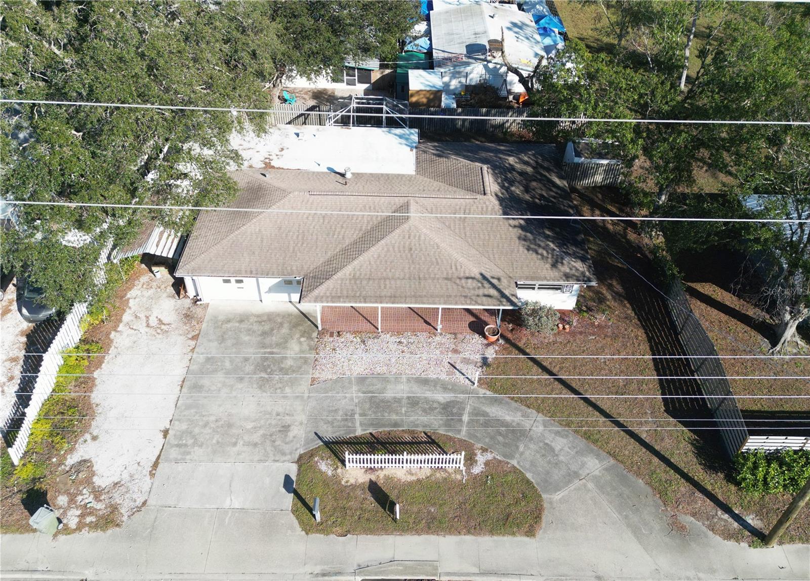 975 S TUTTLE AVE, SARASOTA, FL, 34237
