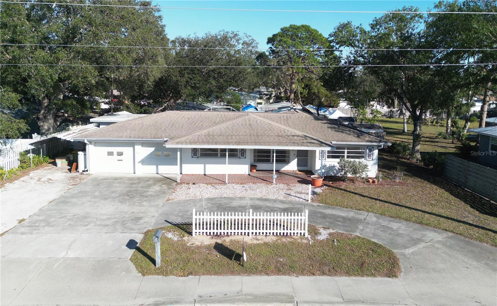 975 S TUTTLE AVE, SARASOTA, FL, 34237