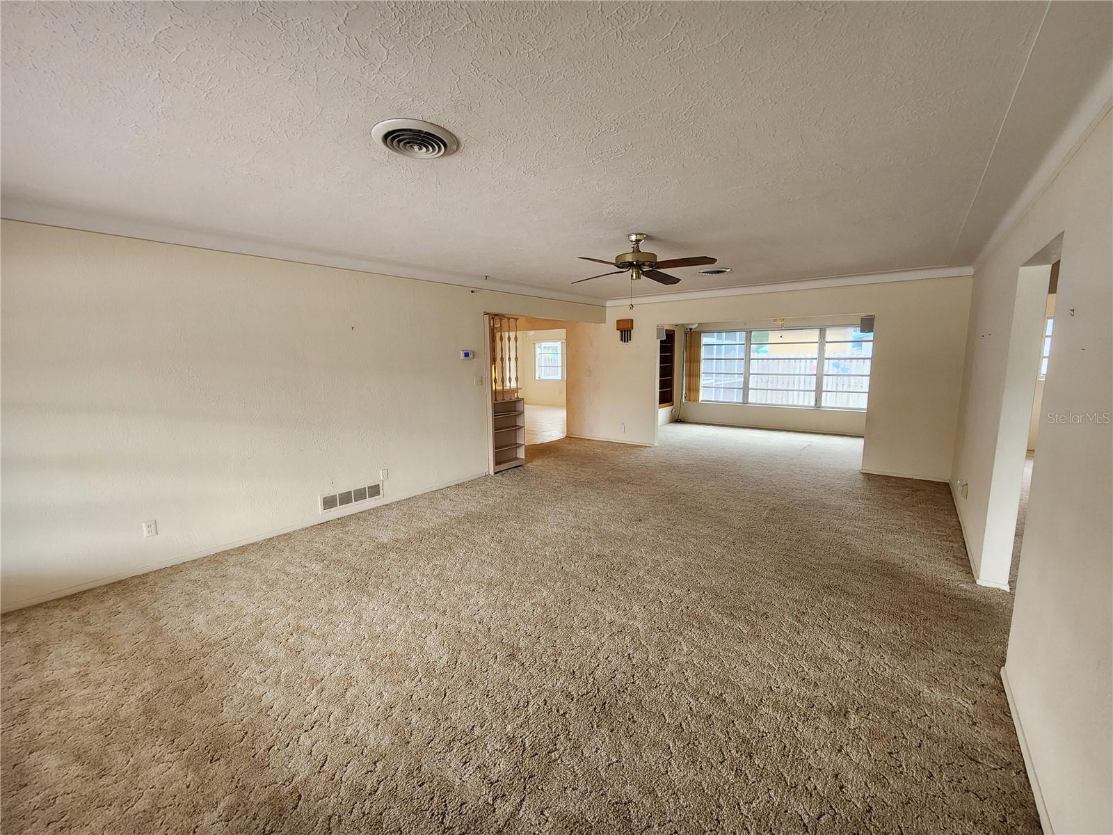975 S TUTTLE AVE, SARASOTA, FL, 34237