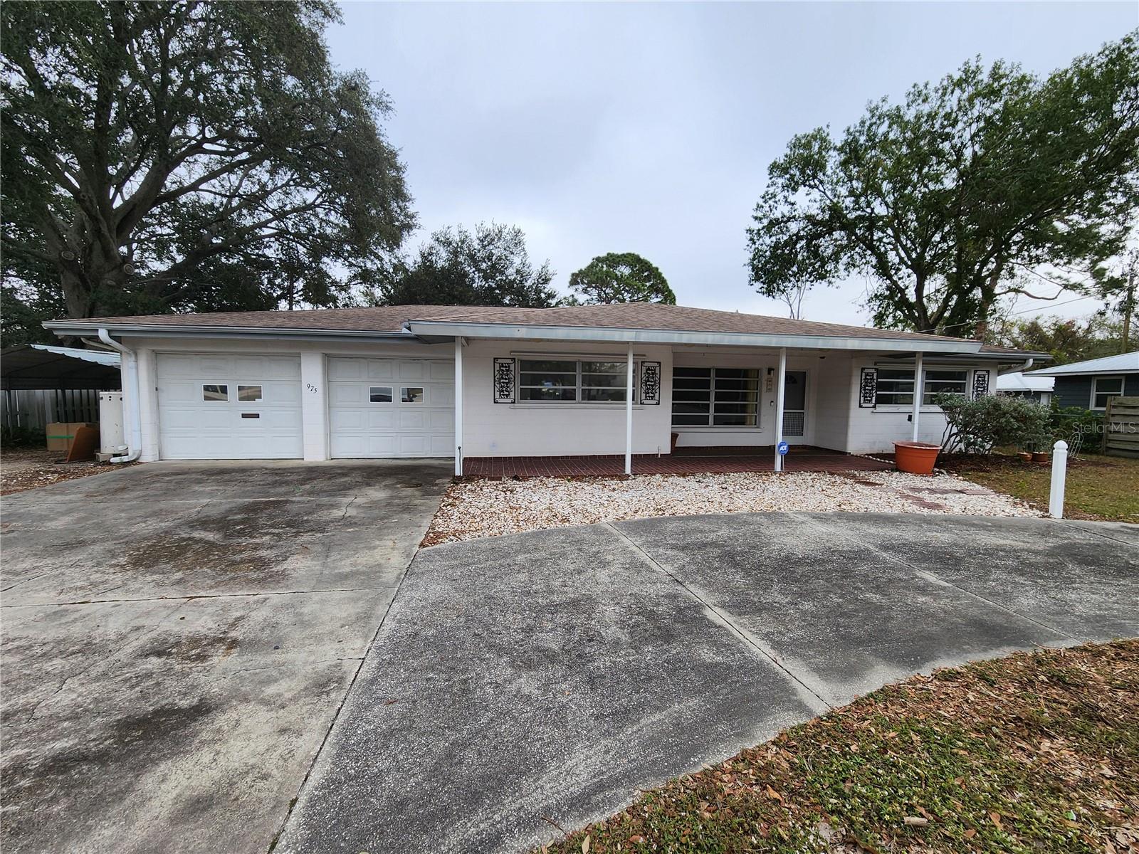 975 S TUTTLE AVE, SARASOTA, FL, 34237