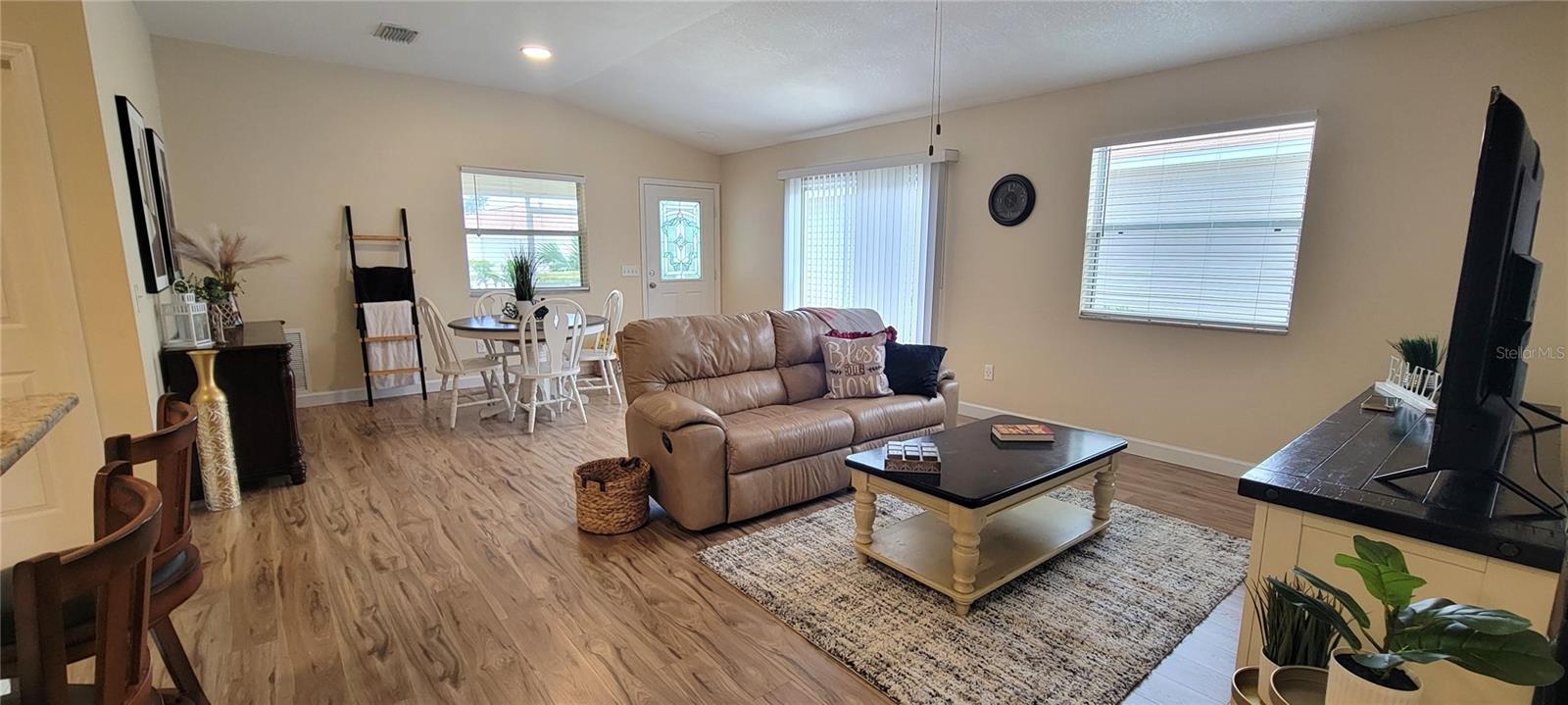 3621 AMELIA AVE, THE VILLAGES, FL, 32162