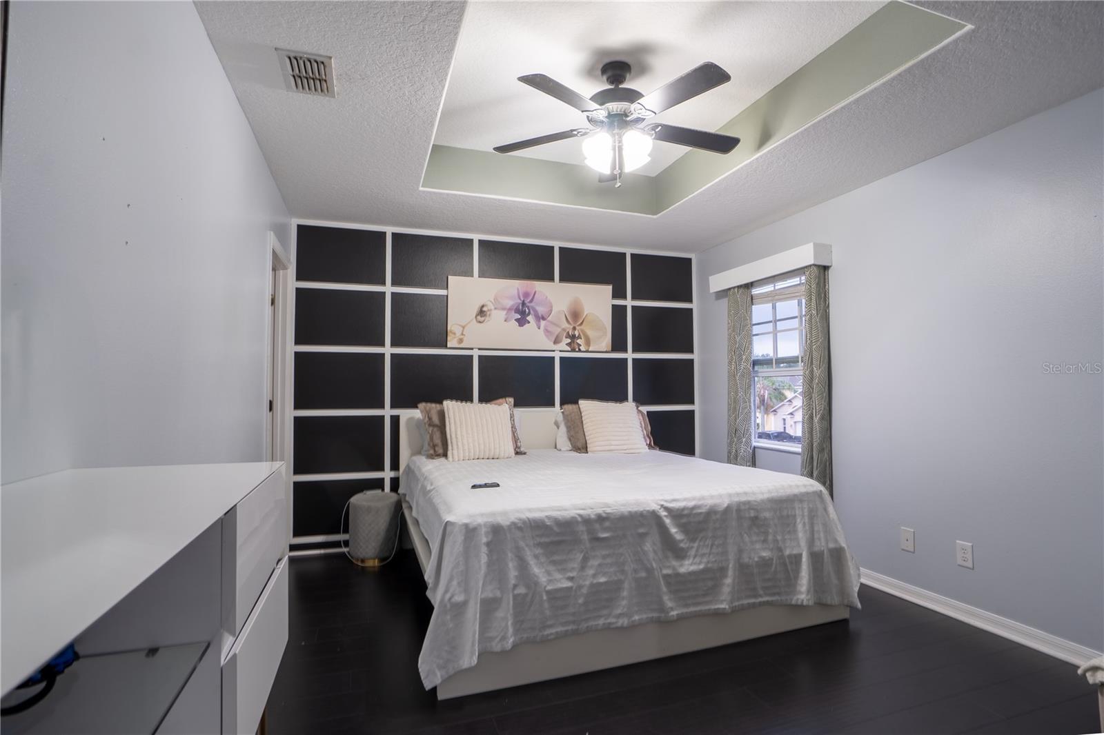 8747 ISLA BELLA DR, ORLANDO, FL, 32818