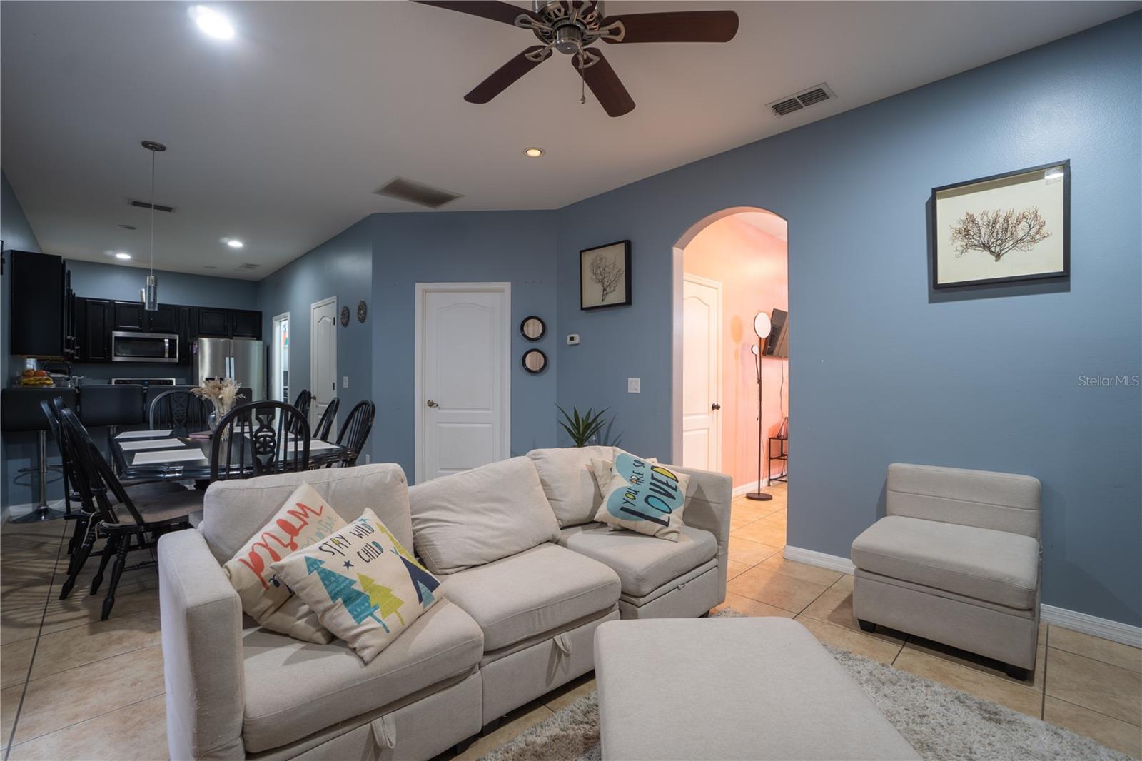 8747 ISLA BELLA DR, ORLANDO, FL, 32818