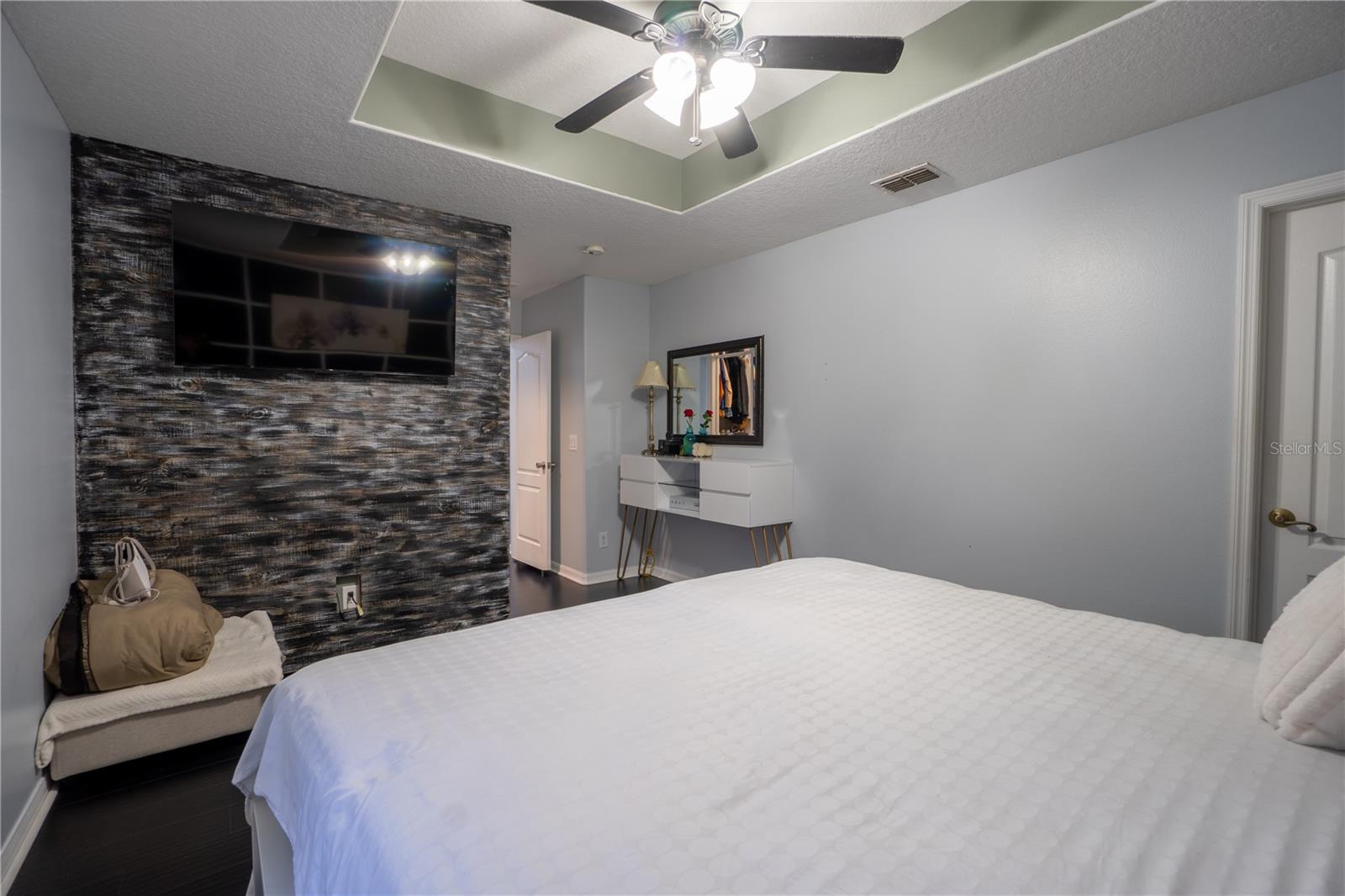 8747 ISLA BELLA DR, ORLANDO, FL, 32818