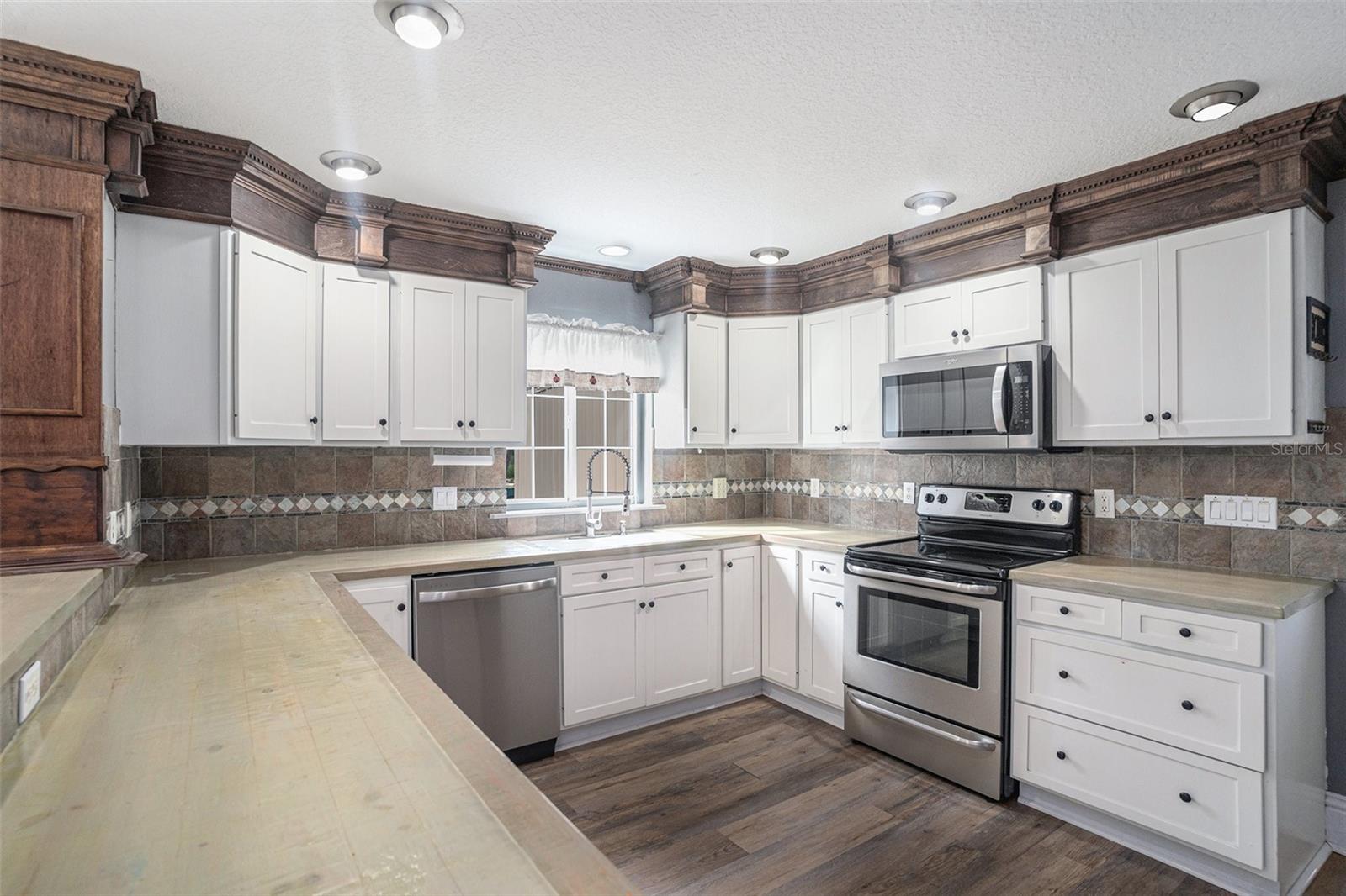 8575 CAREY RD, LITHIA, FL, 33547