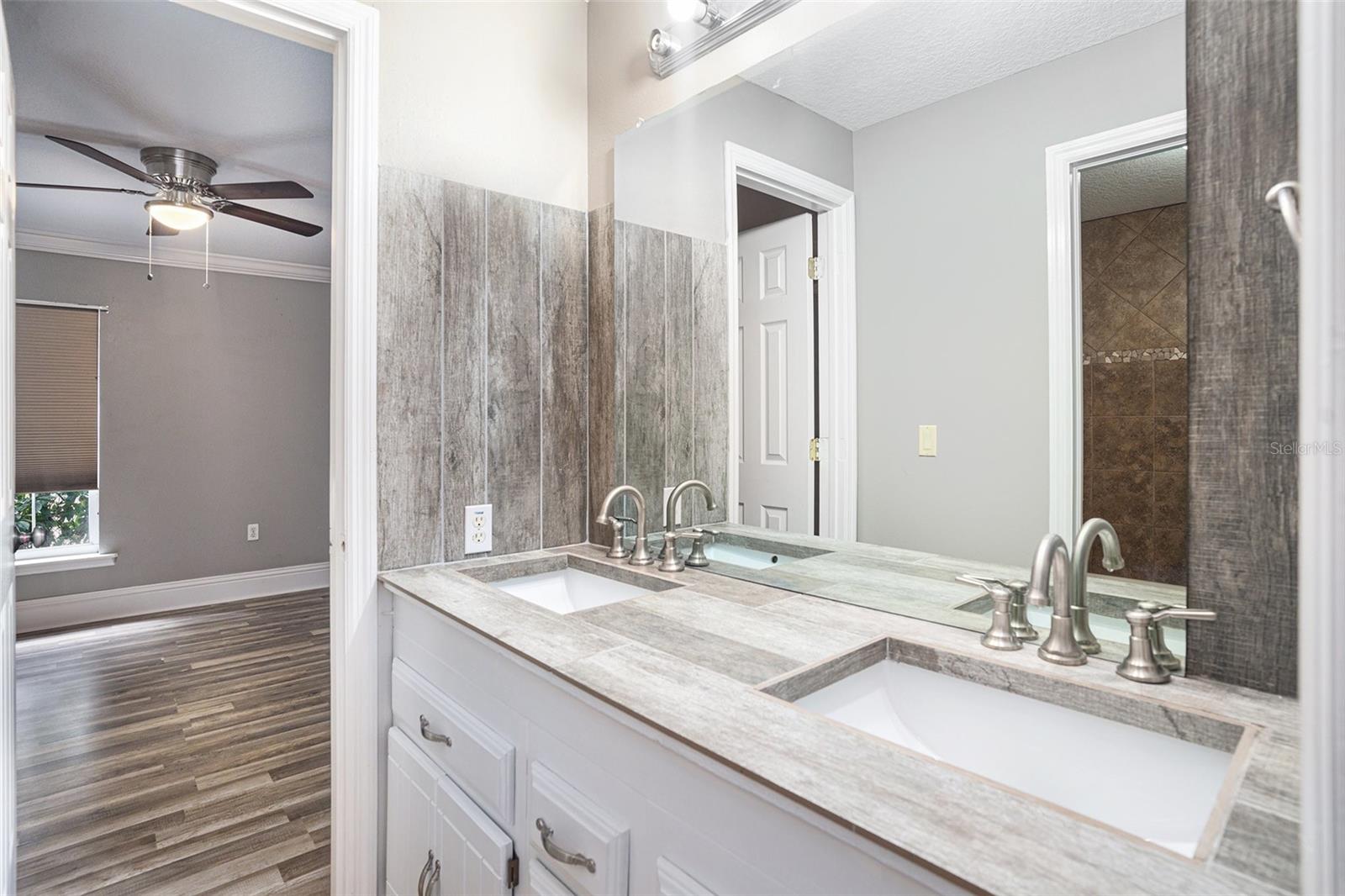 8575 CAREY RD, LITHIA, FL, 33547