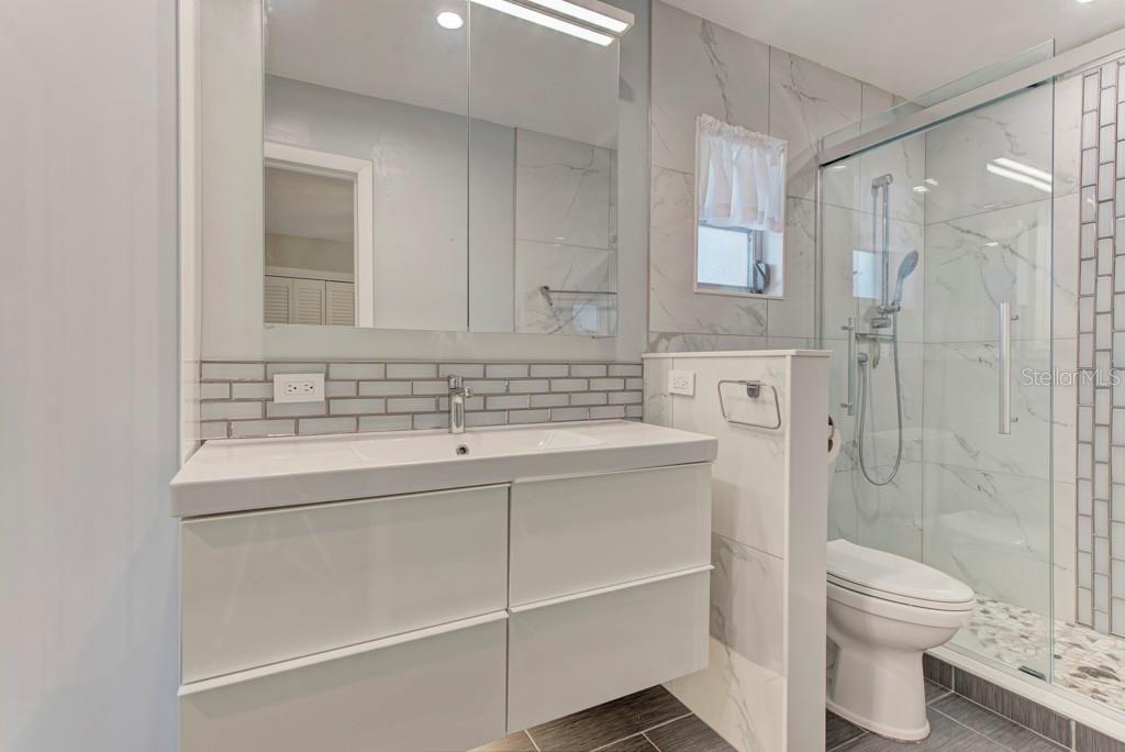 201 VILLA DR #201, OSPREY, FL, 34229