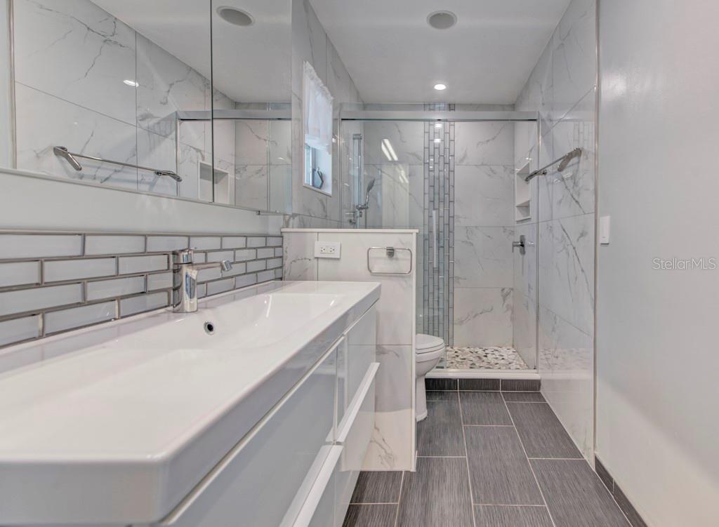 201 VILLA DR #201, OSPREY, FL, 34229