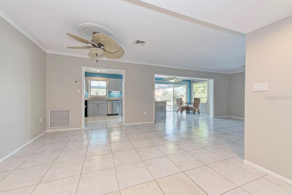 201 VILLA DR #201, OSPREY, FL, 34229