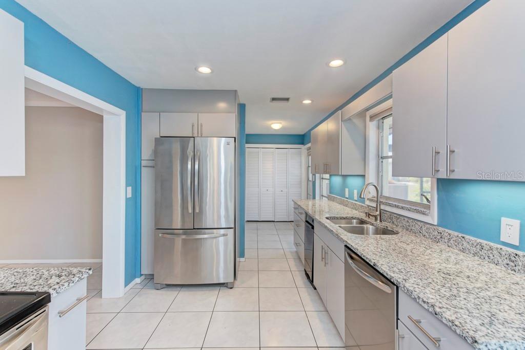 201 VILLA DR #201, OSPREY, FL, 34229