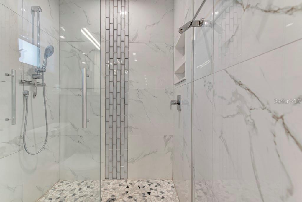 201 VILLA DR #201, OSPREY, FL, 34229