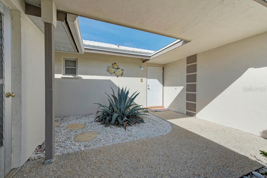 201 VILLA DR #201, OSPREY, FL, 34229