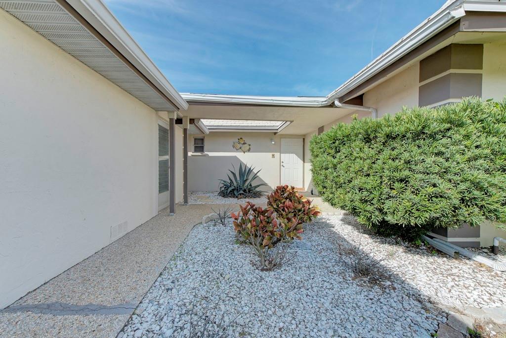 201 VILLA DR #201, OSPREY, FL, 34229