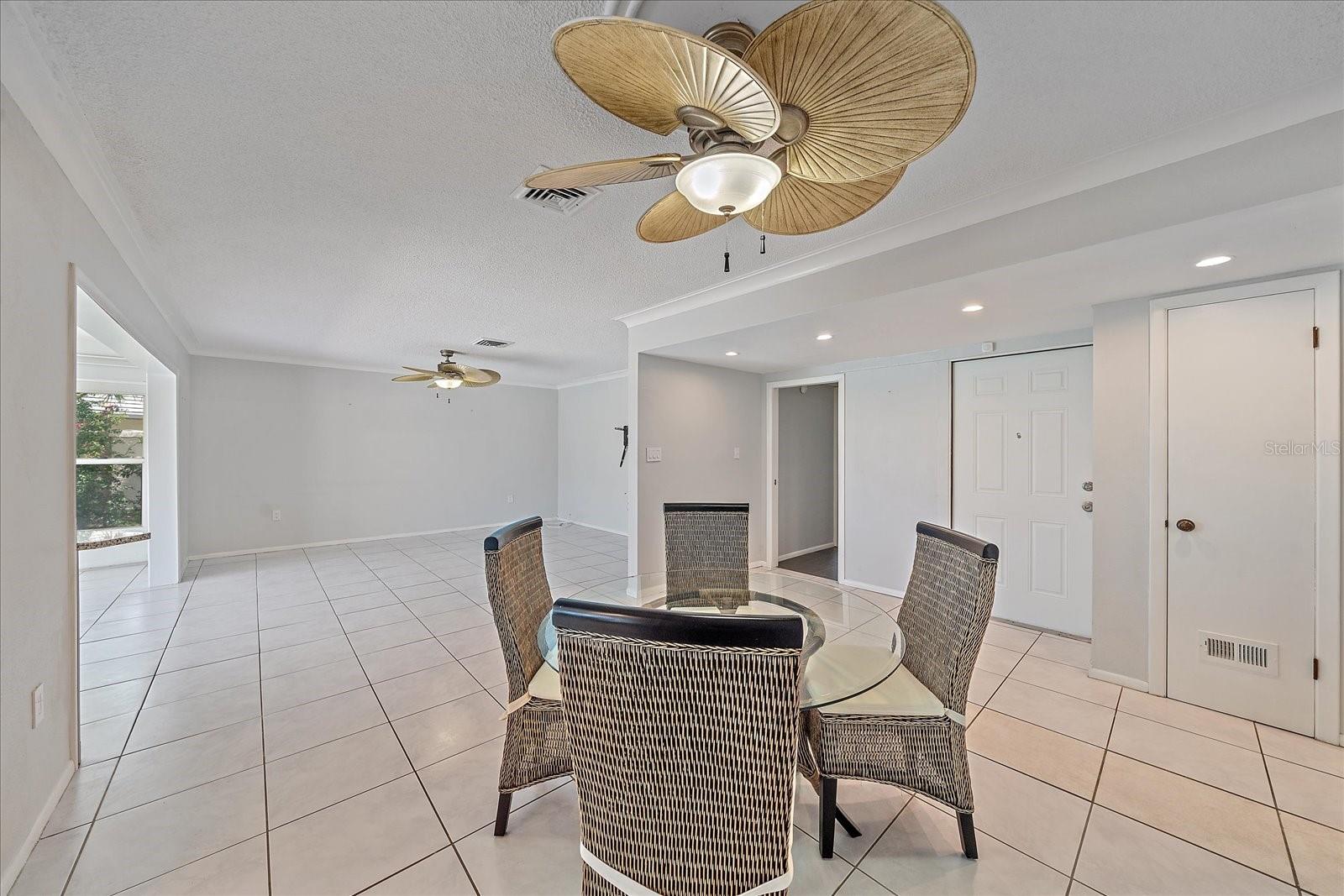 201 VILLA DR #201, OSPREY, FL, 34229