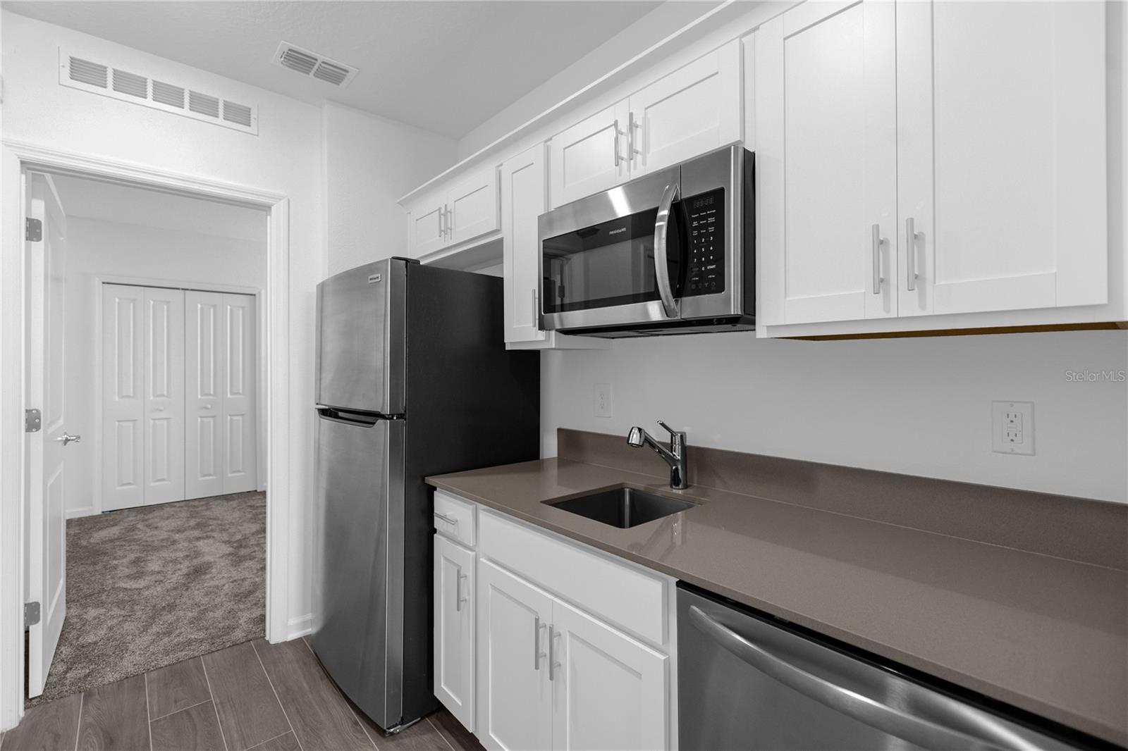 2599 RUNNERS CIR #B, CLERMONT, FL, 34714