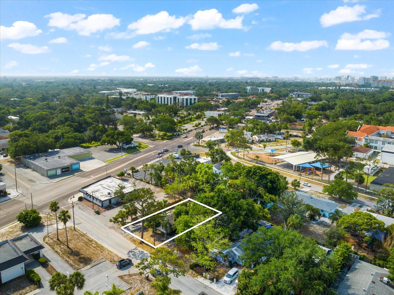 974 32ND ST, SARASOTA, FL, 34234