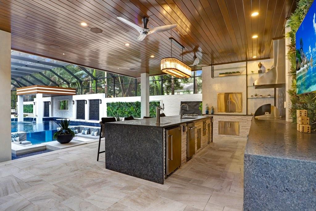 16220 VILLARREAL DE AVILA, TAMPA, FL, 33613