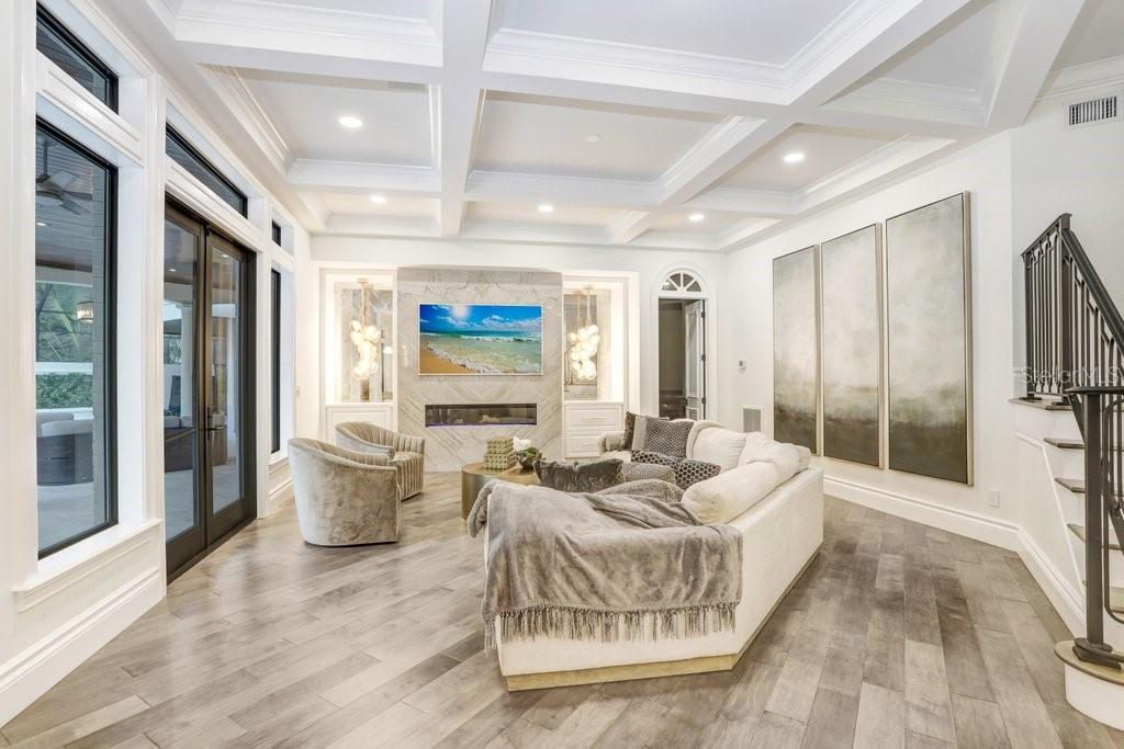 16220 VILLARREAL DE AVILA, TAMPA, FL, 33613