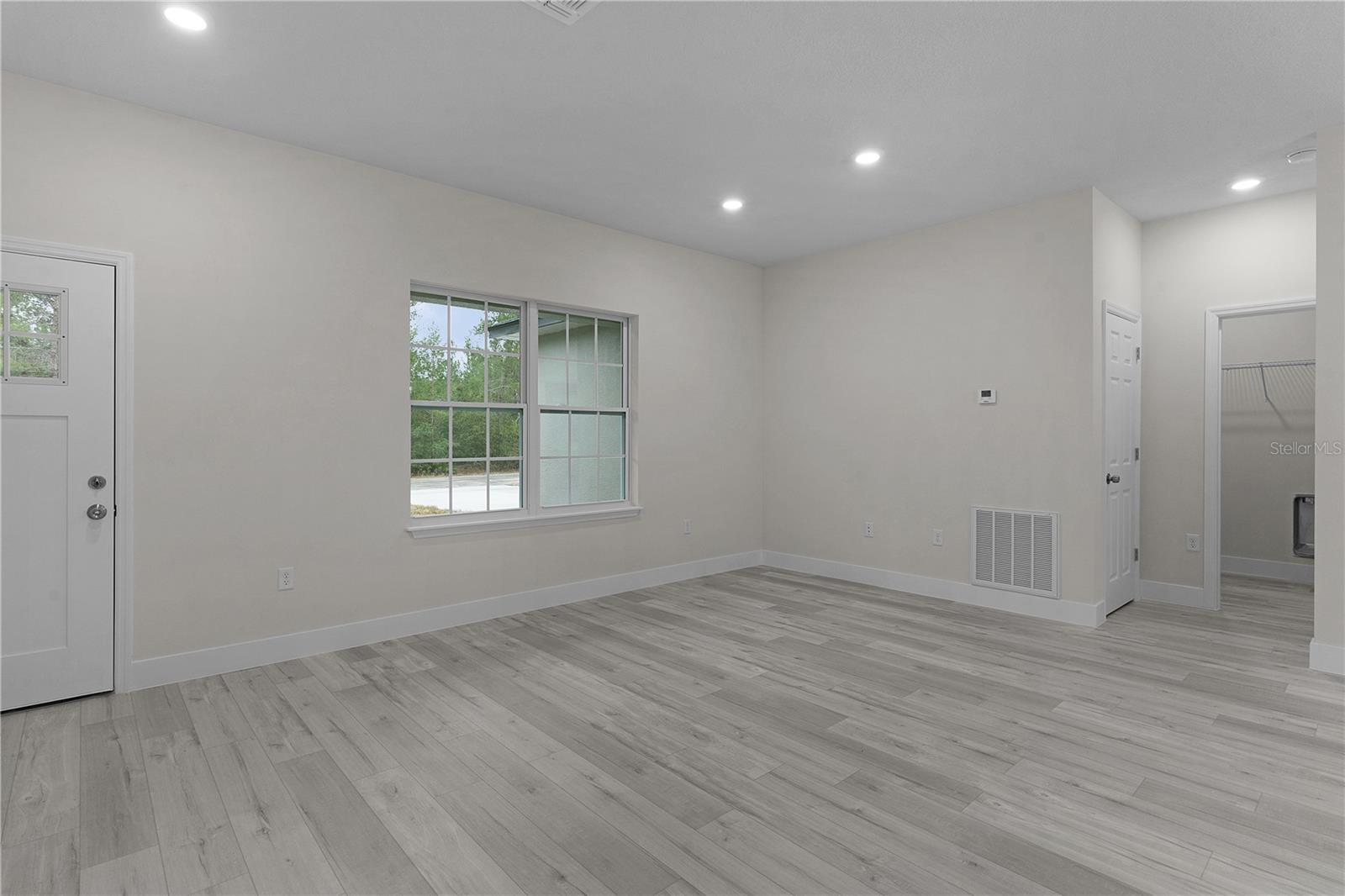 1 MALAUKA PASS CT, OCKLAWAHA, FL, 32179