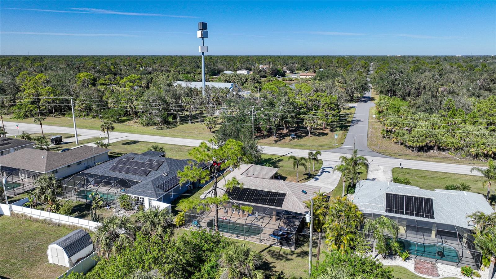 18395 EDGEWATER DR, PORT CHARLOTTE, FL, 33948