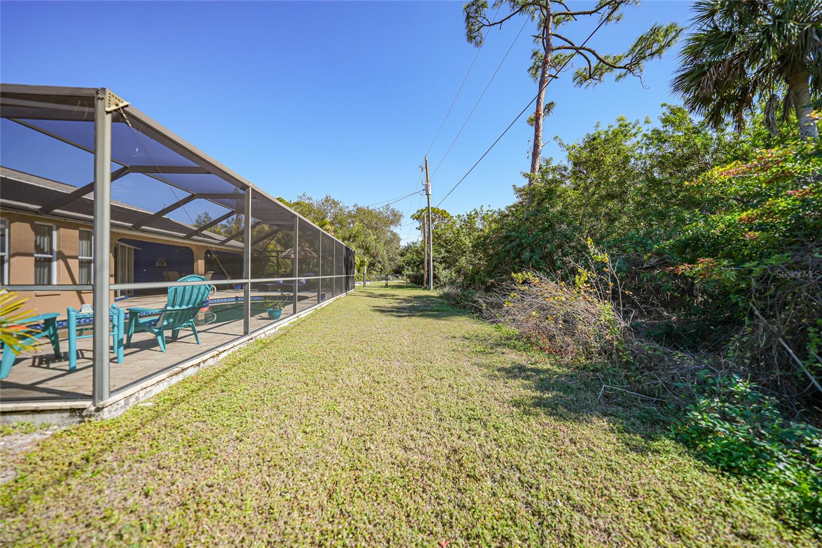 18395 EDGEWATER DR, PORT CHARLOTTE, FL, 33948