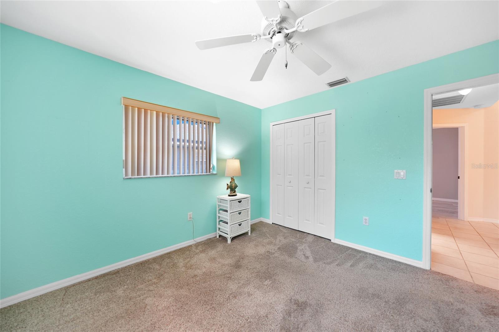 18395 EDGEWATER DR, PORT CHARLOTTE, FL, 33948