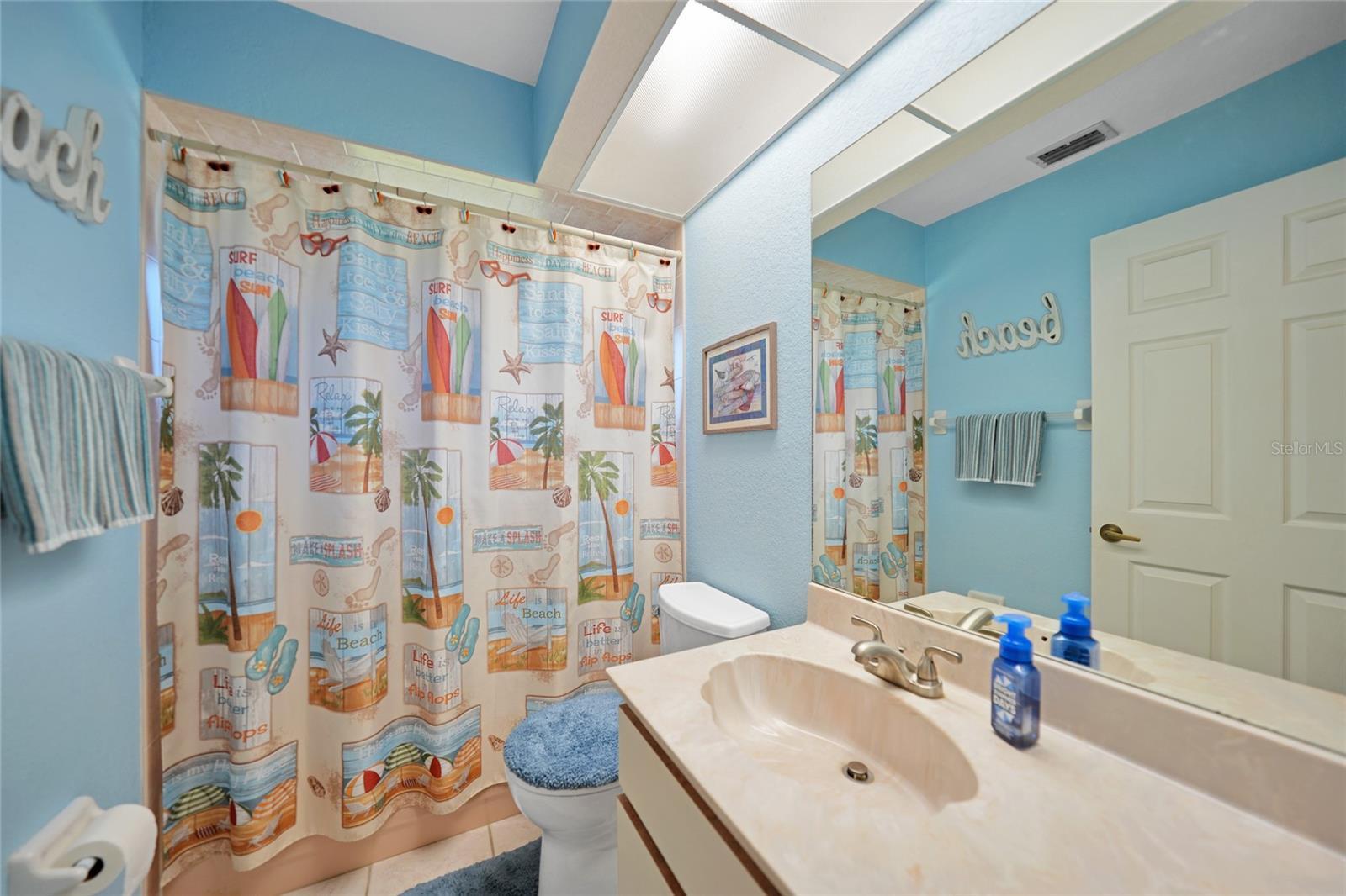 18395 EDGEWATER DR, PORT CHARLOTTE, FL, 33948