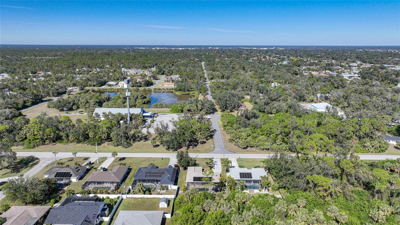 18395 EDGEWATER DR, PORT CHARLOTTE, FL, 33948