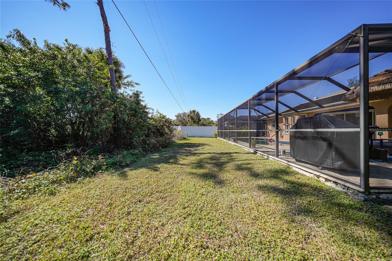 18395 EDGEWATER DR, PORT CHARLOTTE, FL, 33948