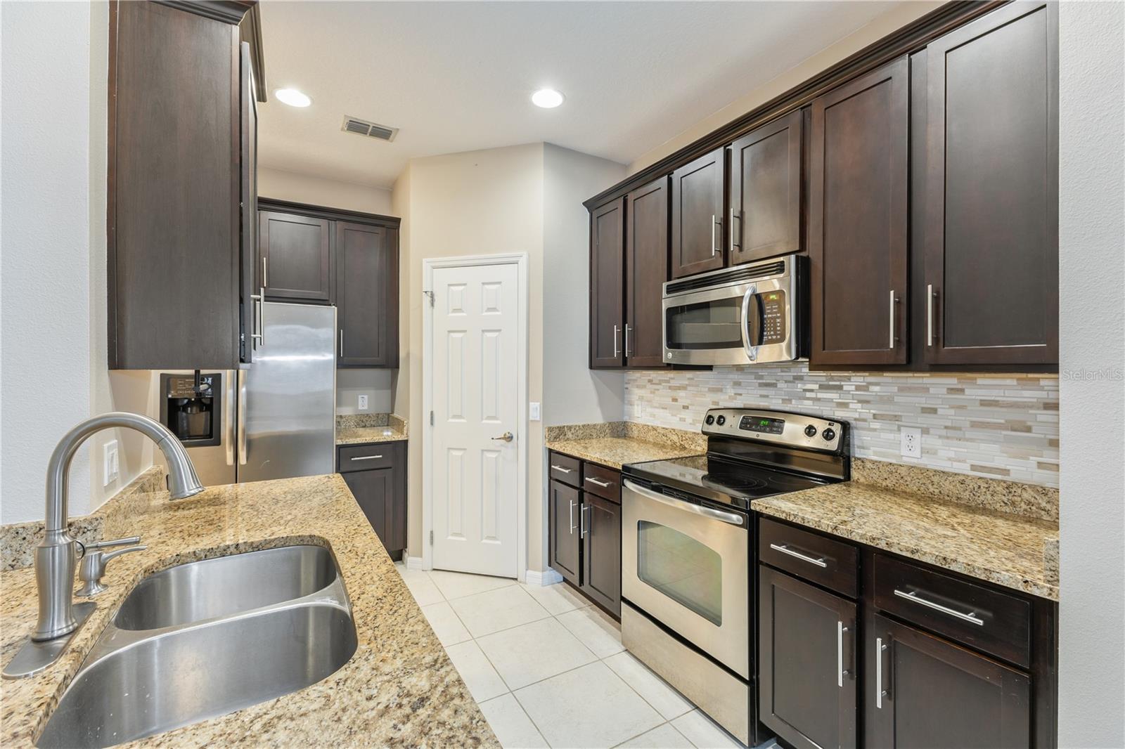14054 AVENUE OF THE GRVS, WINTER GARDEN, FL, 34787