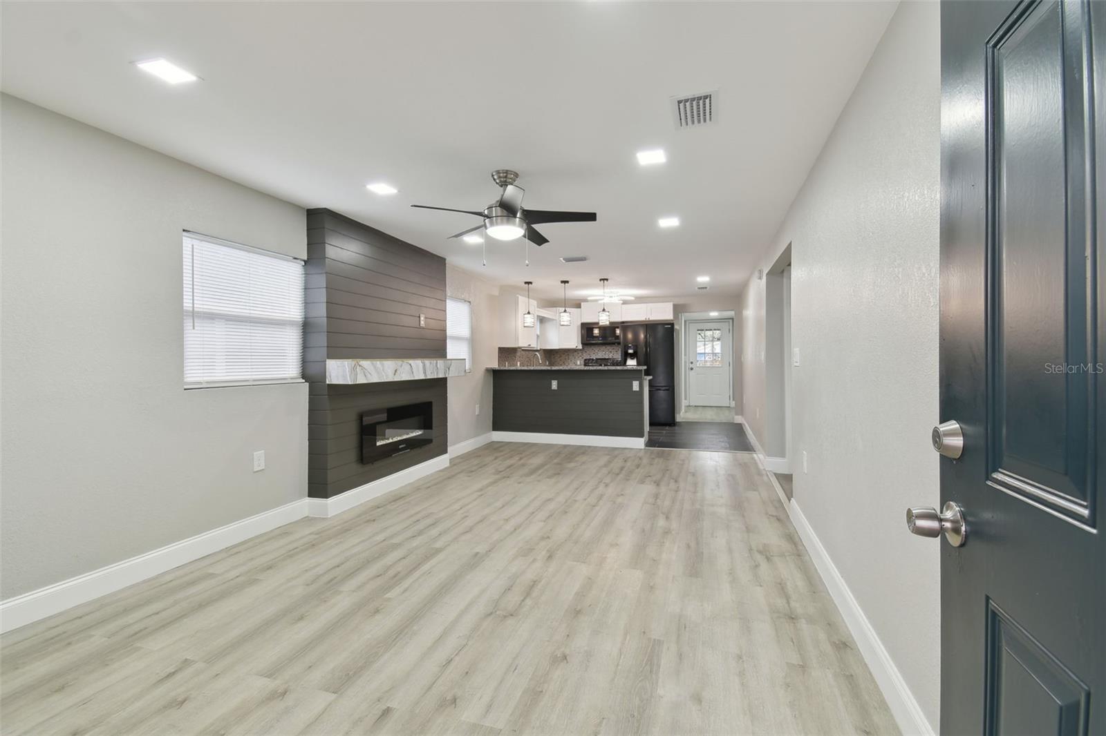 3020 DELEUIL AVE, TAMPA, FL, 33610