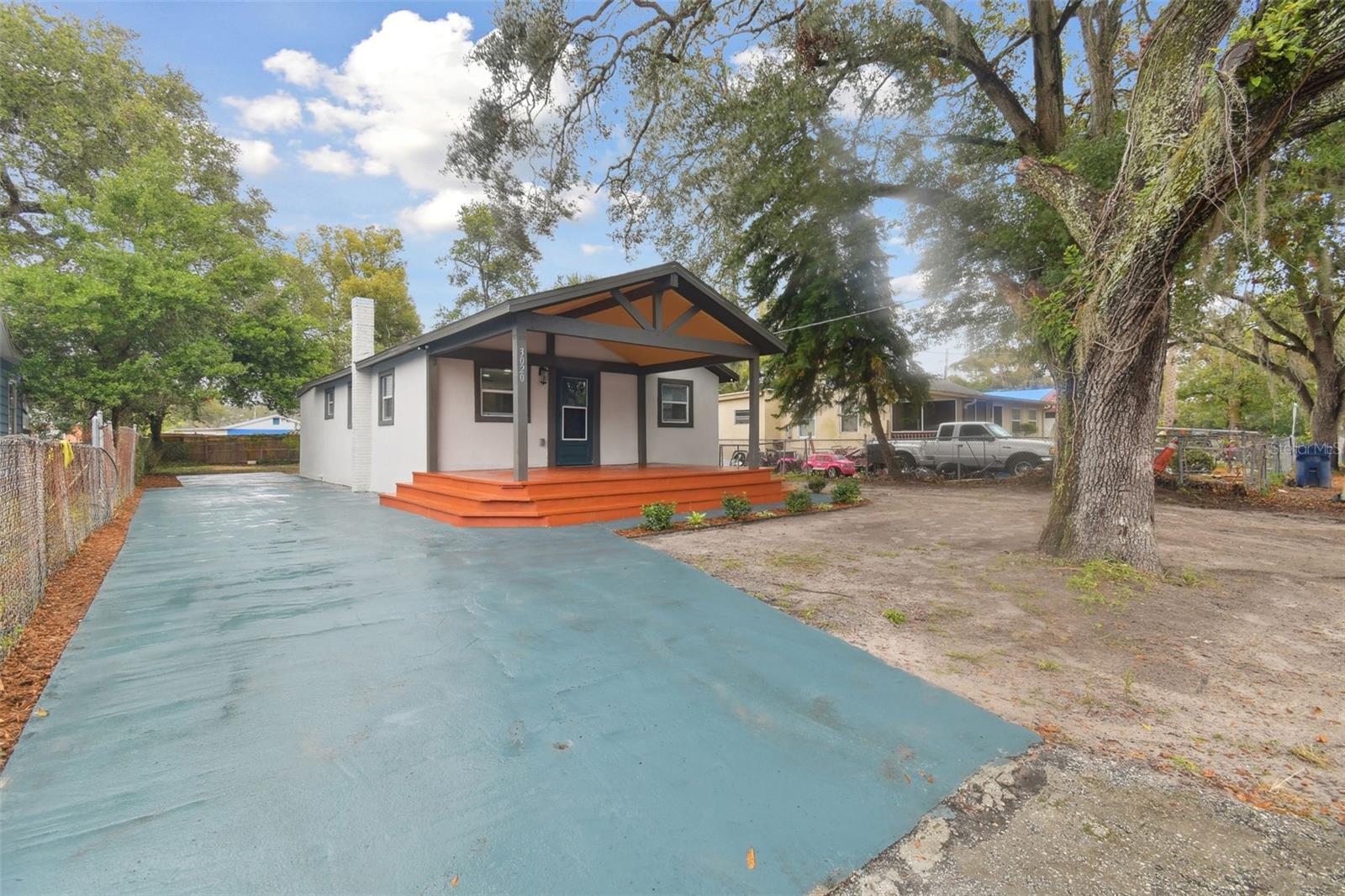 3020 DELEUIL AVE, TAMPA, FL, 33610