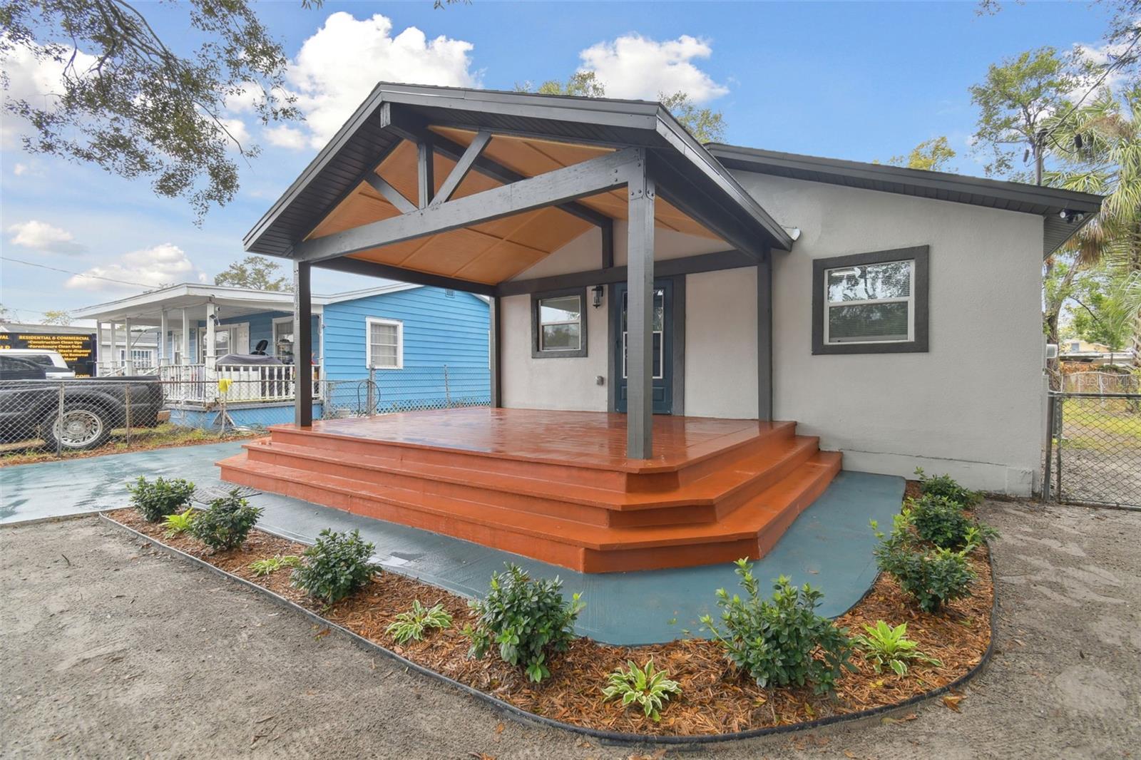 3020 DELEUIL AVE, TAMPA, FL, 33610