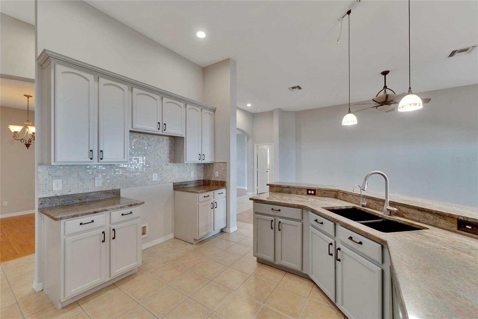 2715 DURANT TRAILS BLVD, DOVER, FL, 33527