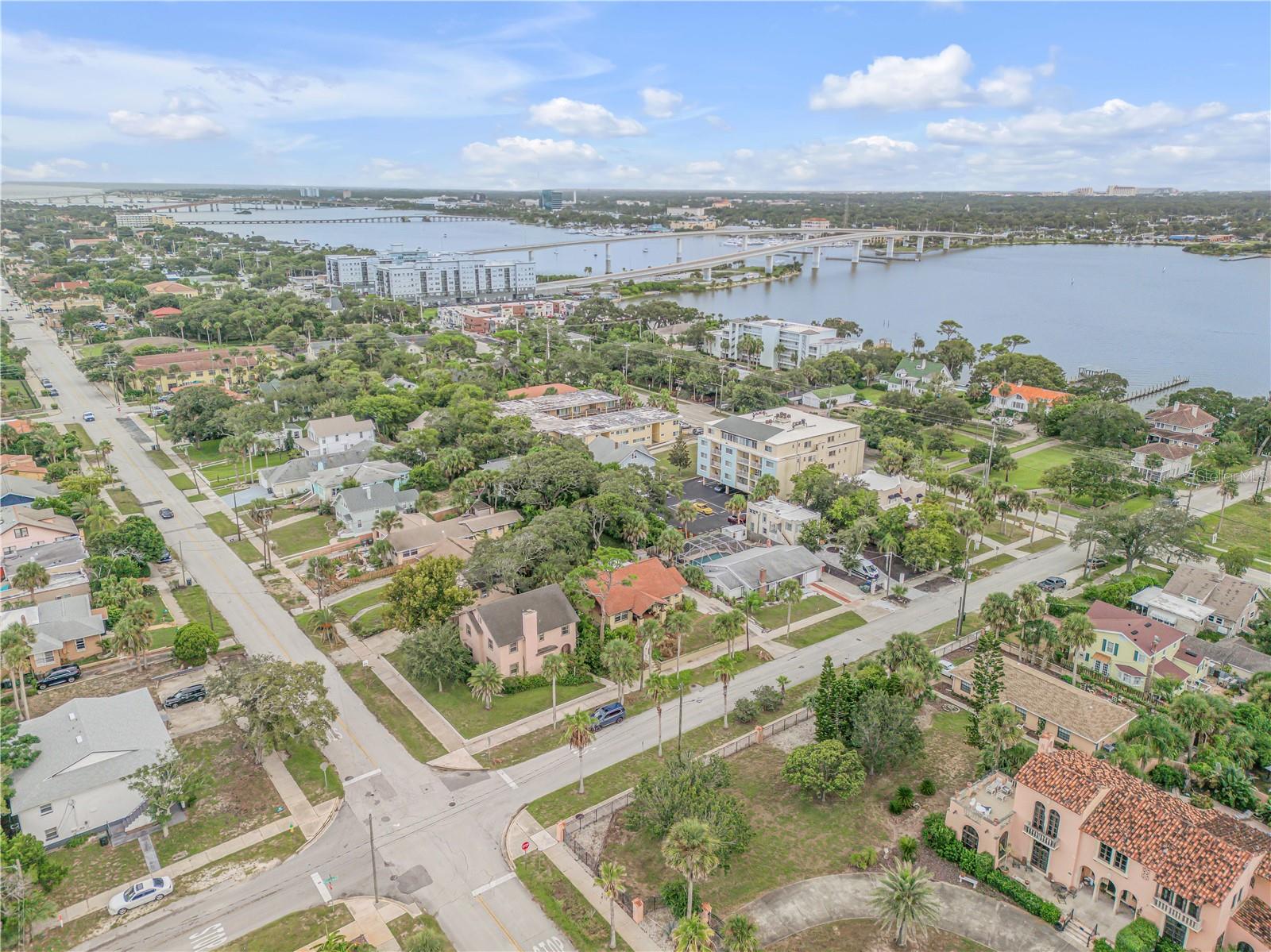 220 RIVERVIEW BLVD, DAYTONA BEACH, FL, 32118