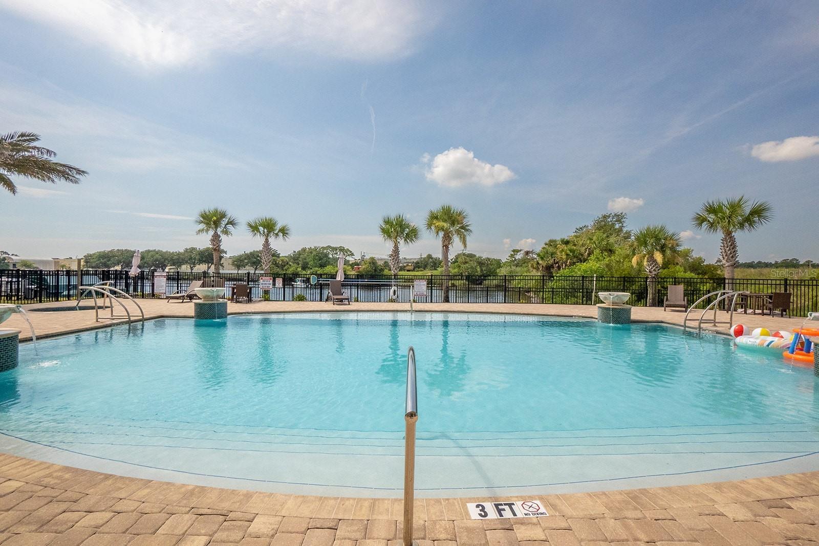 14 DEL PALMA DR, PALM COAST, FL, 32137