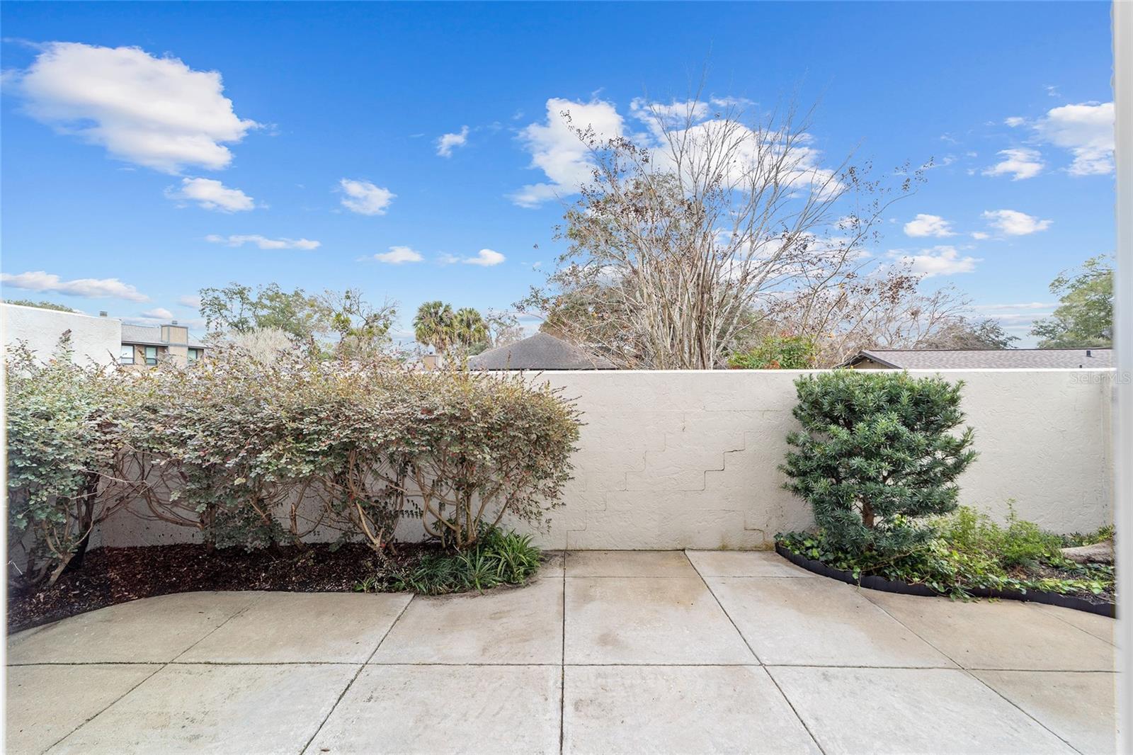 OM693717 Property Photo