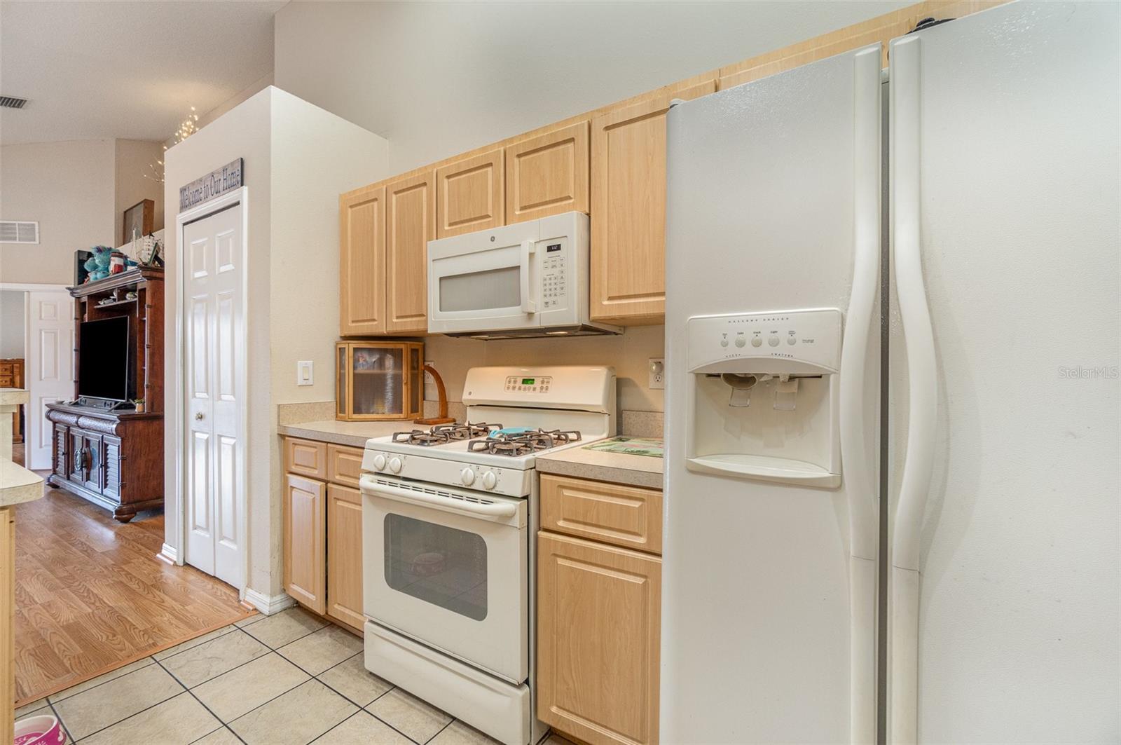 6610 CAMBRIDGE PARK DR, APOLLO BEACH, FL, 33572