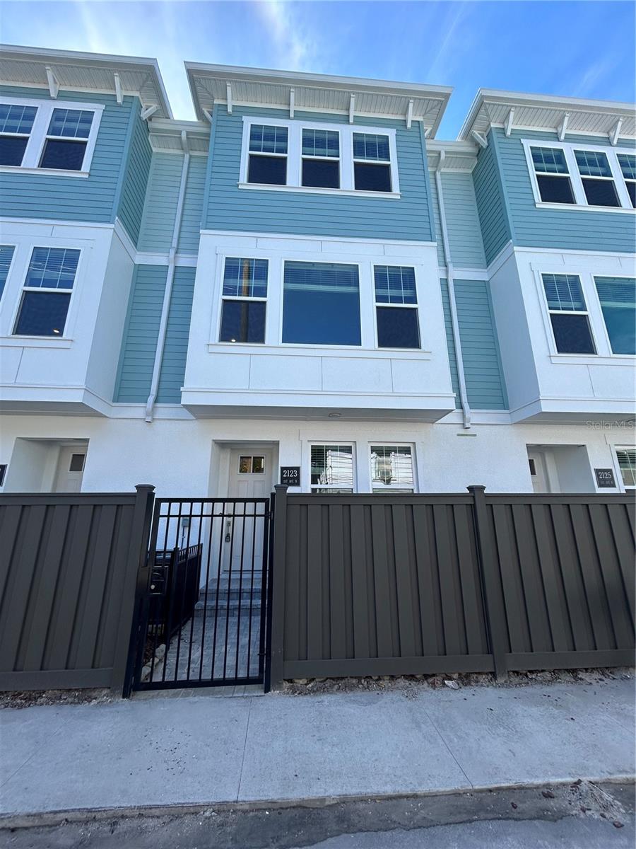 2123 1ST AVE N, ST PETERSBURG, FL, 33713
