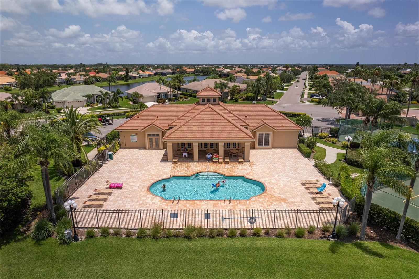 2773 HARVEST DR, SARASOTA, FL, 34240