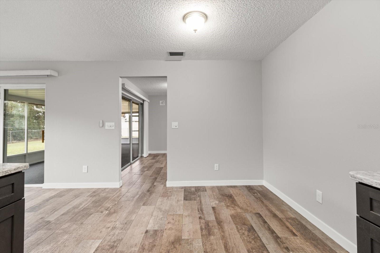 512 SE PARADISE POINT RD, CRYSTAL RIVER, FL, 34429