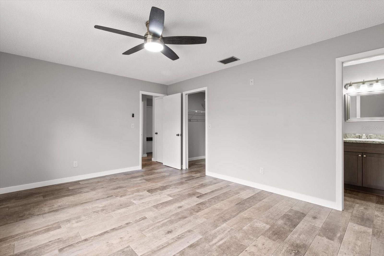 512 SE PARADISE POINT RD, CRYSTAL RIVER, FL, 34429