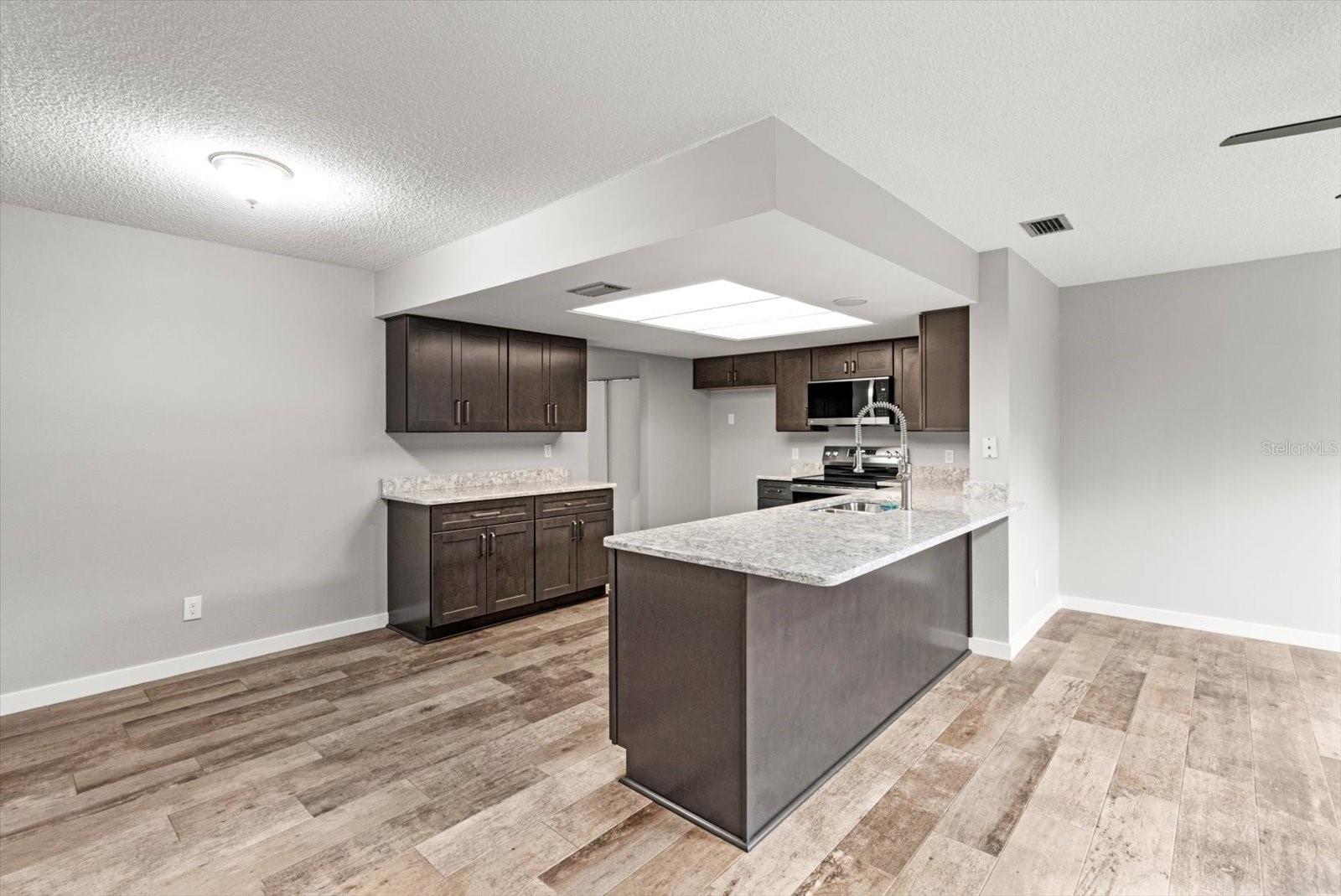 512 SE PARADISE POINT RD, CRYSTAL RIVER, FL, 34429