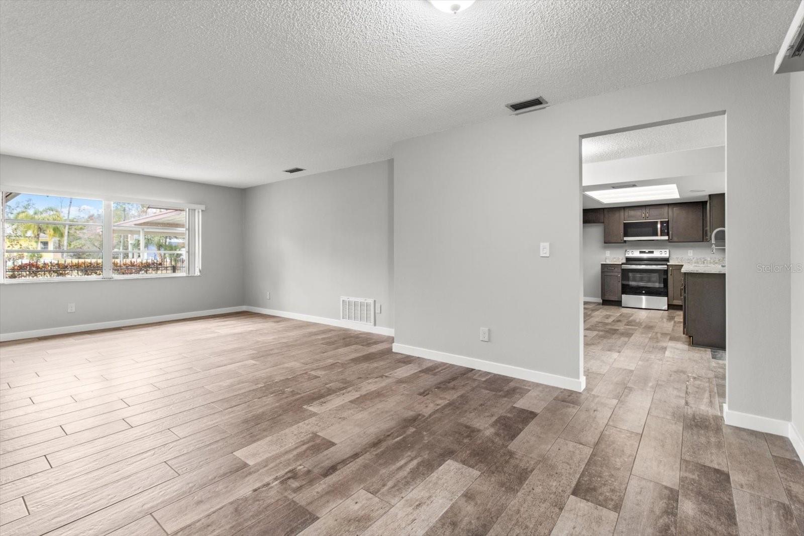 512 SE PARADISE POINT RD, CRYSTAL RIVER, FL, 34429