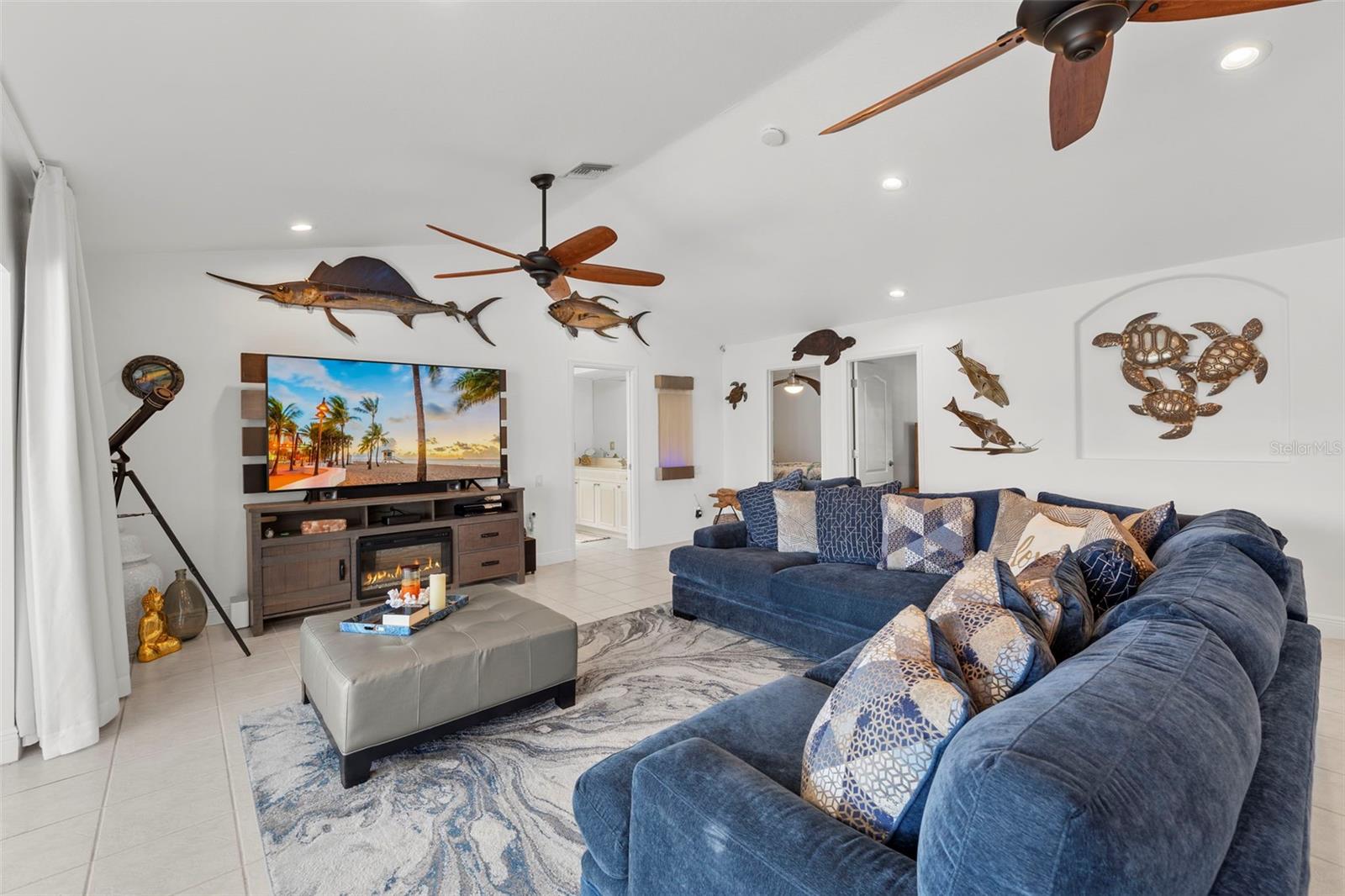 1019 SE 23RD AVE, CAPE CORAL, FL, 33990